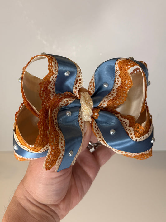 Antique Blue & Rust Standard Bow